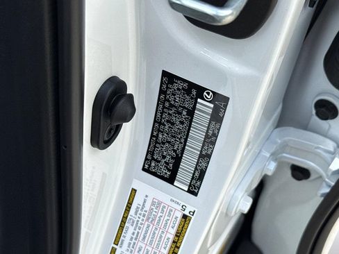 Certified 2025 Lexus UX 300h FWD image 20