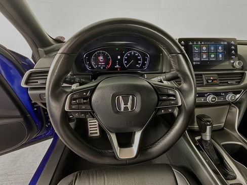 Used 2019 Honda Accord Sport image 11