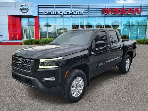 Used 2023 Nissan Frontier SV w/ SV Premium Package image 4