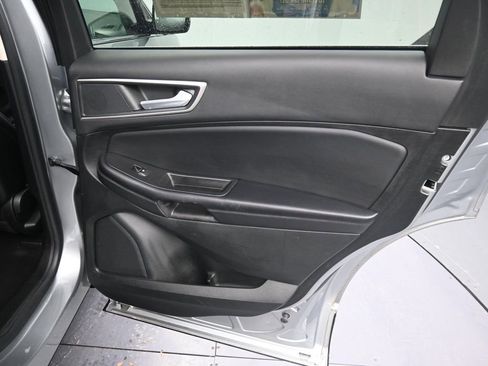 Used 2022 Ford Edge SEL w/ Convenience Package image 26