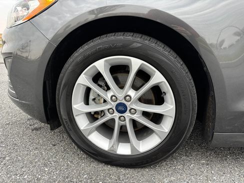 Used 2020 Ford Fusion SE image 43