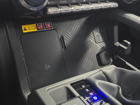 New 2026 Toyota 4Runner 4WD image 34