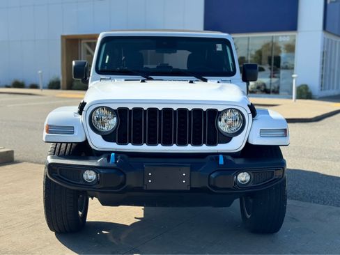 Used 2024 Jeep Wrangler Sport S w/ Convenience Group image 2
