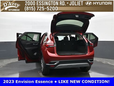 Used 2023 Buick Envision Essence image 32
