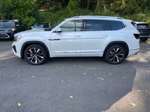 New 2026 Volkswagen Atlas SEL Premium R-Line image 4