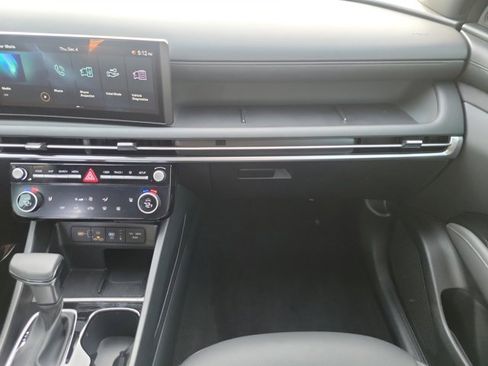 Certified 2025 Hyundai Santa Cruz SEL image 14