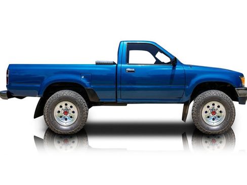 Used 1994 Toyota Pickup DX AWD/4WD image 2