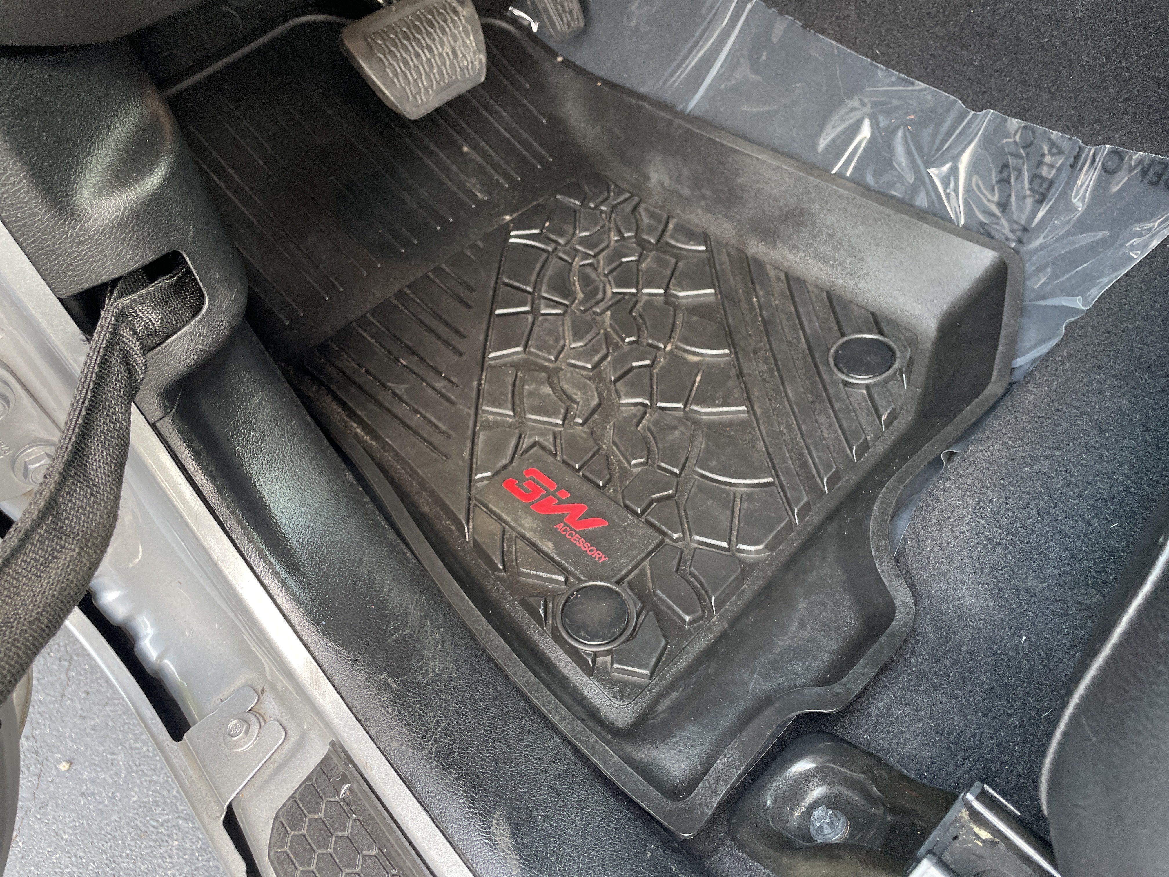 Used 2020 Jeep Gladiator Rubicon AWD/4WD image 16