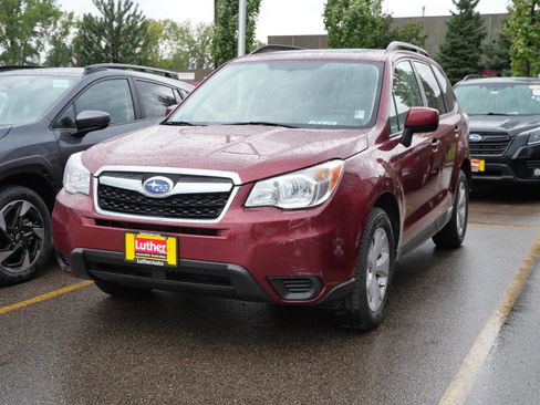 Used 2016 Subaru Forester 2.5i Premium w/ Popular Package #2 AWD/4WD image 3