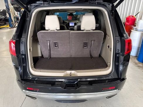 Used 2018 GMC Acadia Denali w/ Technology Package AWD/4WD image 13