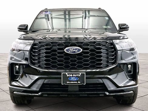New 2026 Ford Explorer ST-Line w/ ST-Line Street Pack image 3