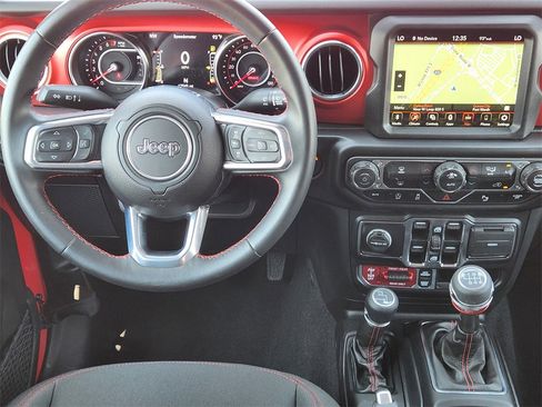 Used 2022 Jeep Wrangler Unlimited Rubicon w/ LED Lighting Group image 26