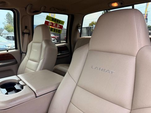 Used 2003 Ford F350 Lariat image 19