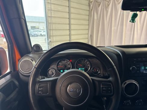 Used 2013 Jeep Wrangler Unlimited Sahara w/ Trailer Tow Group image 16