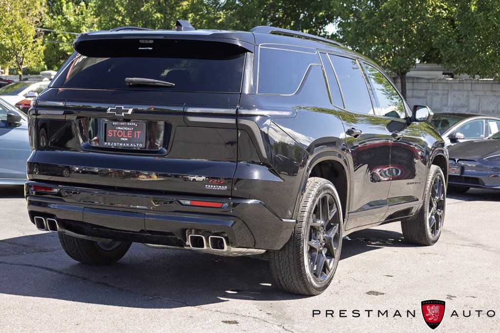 Used 2025 Chevrolet Traverse RS FWD image 20