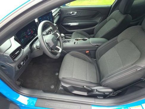 Used 2025 Ford Mustang GT image 13
