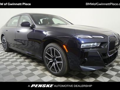New 2026 BMW 760i xDrive w/ Luxury Rear Seating Package
