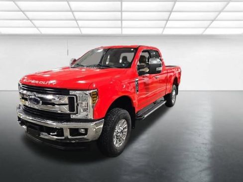 Used 2019 Ford F250 XLT w/ XLT Premium Package AWD/4WD image 9
