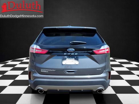 Used 2022 Ford Edge Titanium AWD/4WD image 4