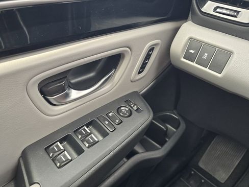 Certified 2025 Honda Pilot EX-L image 22