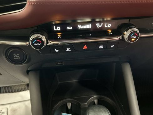 Used 2020 MAZDA MAZDA3 AWD Hatchback w/ Premium Pkg image 16