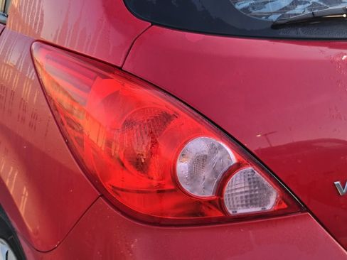Used 2012 Nissan Versa 1.8 S FWD image 7