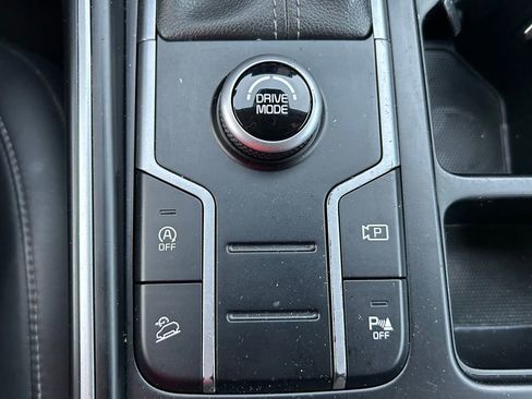 Used 2022 Kia Sorento S w/ Panoramic Sunroof Package FWD image 30