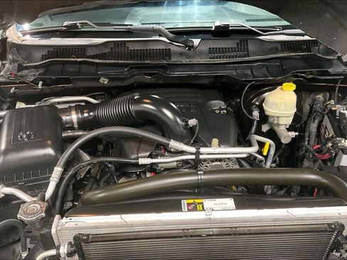 Used 2016 RAM 1500 Laramie w/ Convenience Group AWD/4WD image 11