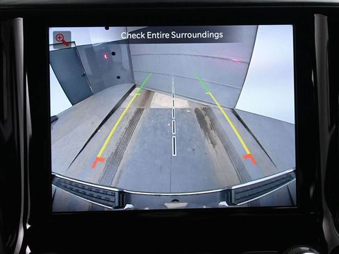 Used 2024 RAM 1500 Laramie image 27