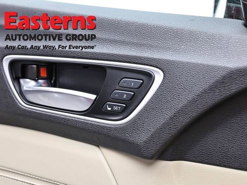 Used 2018 Acura TLX V6 w/ Technology Package FWD image 21