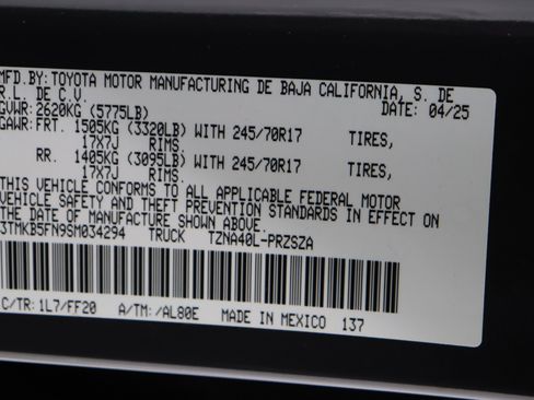 Used 2025 Toyota Tacoma SR5 RWD image 39