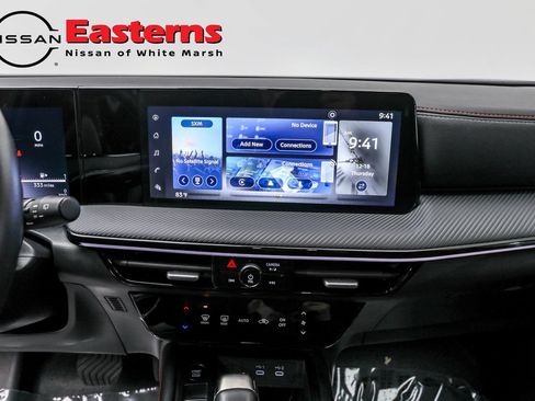 Used 2025 Nissan Kicks SR image 18