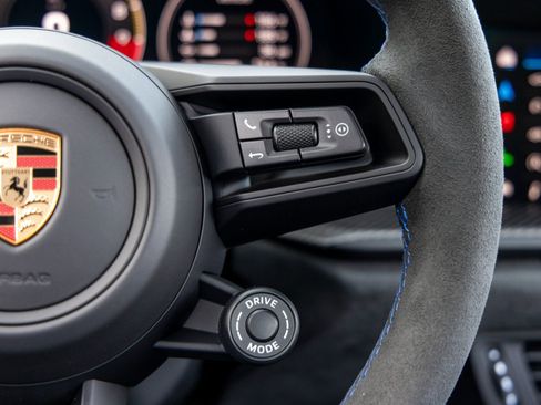 Certified 2026 Porsche 911 GT3 RWD image 42