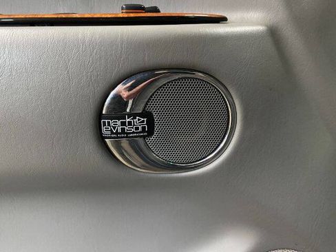 Used 2005 Lexus LX 470 4WD image 12