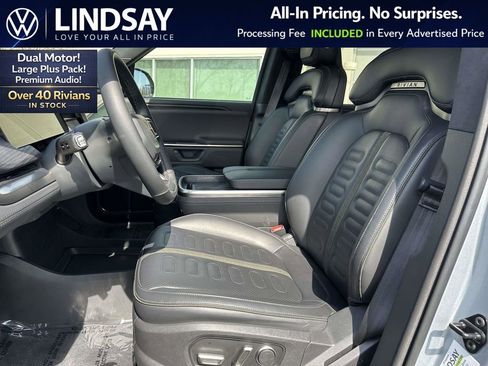 Used 2025 Rivian R1S Adventure AWD/4WD image 11