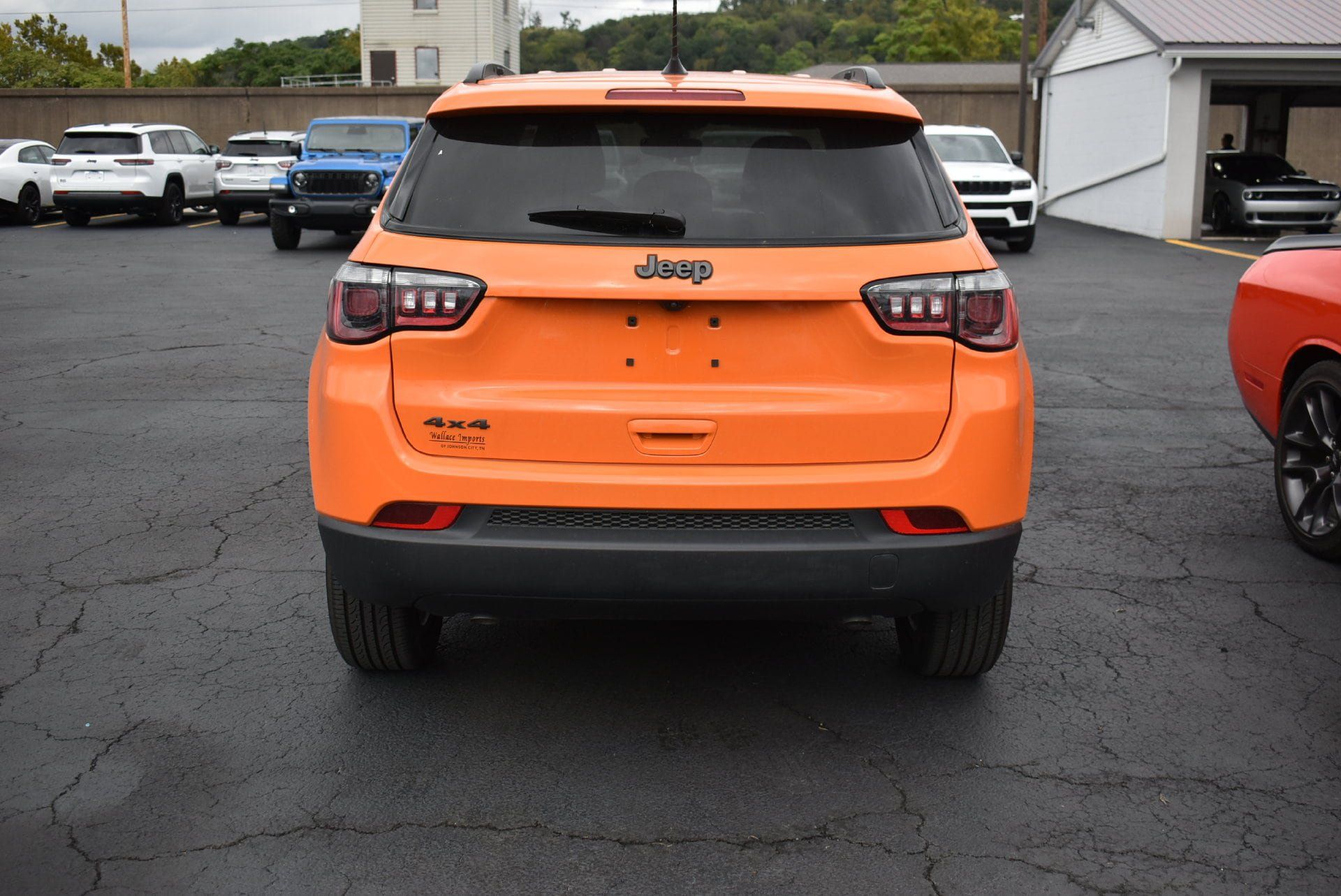 Used 2026 Jeep Compass Latitude AWD/4WD image 14