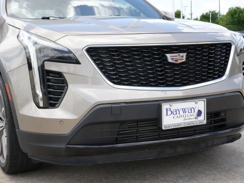 Certified 2023 Cadillac XT4 Sport FWD image 28