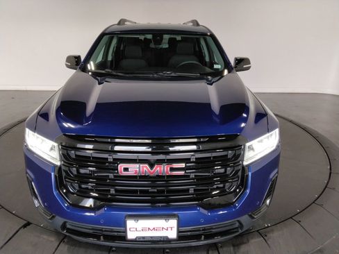 Used 2023 GMC Acadia SLE w/ Elevation Edition image 3