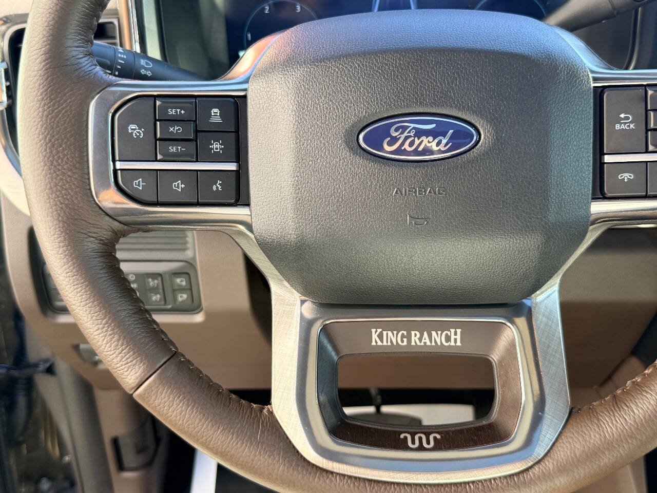 Used 2027 Ford F450 King Ranch w/ Chrome Package AWD/4WD image 28