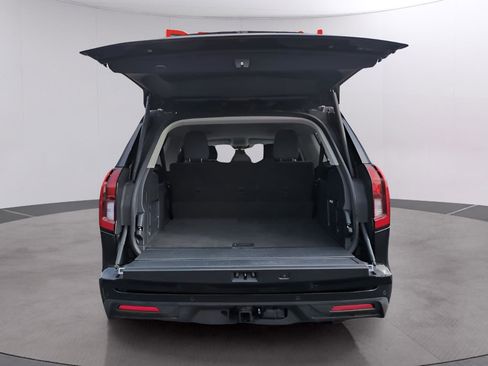 Used 2025 Ford Expedition Max Active RWD image 6