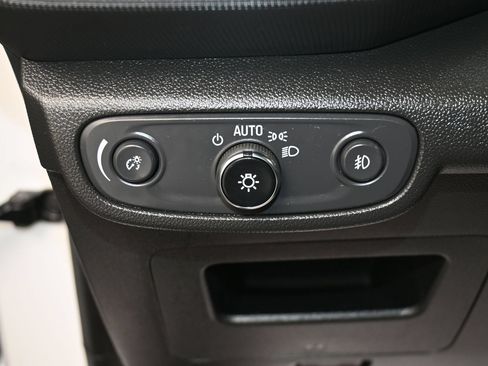 Used 2023 Chevrolet TrailBlazer RS w/ Sun and Liftgate Package AWD/4WD image 20