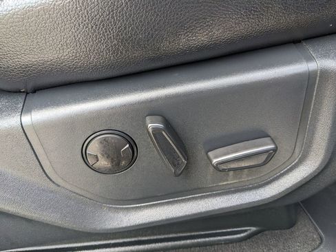 Used 2022 Ford F250 Lariat w/ Lariat Ultimate Package image 55