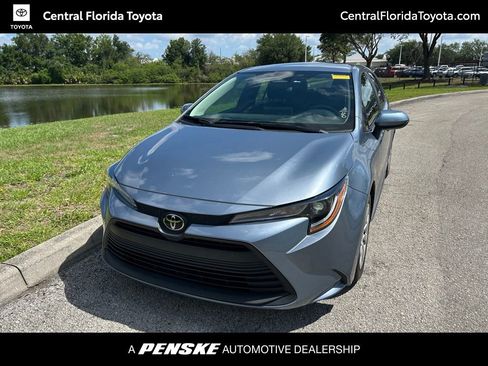 Used 2024 Toyota Corolla LE FWD image 1