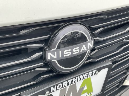 Used 2025 Nissan Altima 2.5 SV image 6