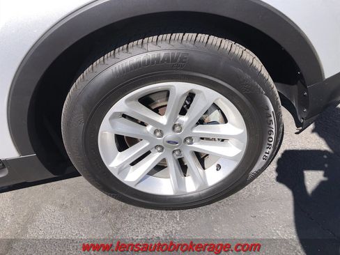 Used 2013 Ford Explorer XLT image 25