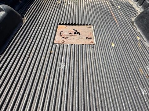 Used 2005 Ford F350 Lariat image 11