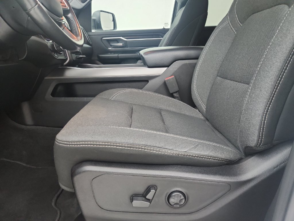 Used 2021 RAM 1500 Big Horn RWD image 22