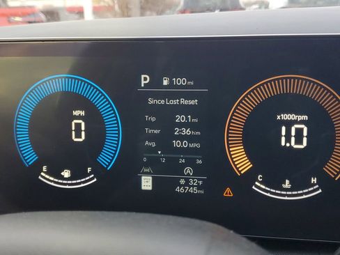 Used 2024 Hyundai Santa Fe SE image 18