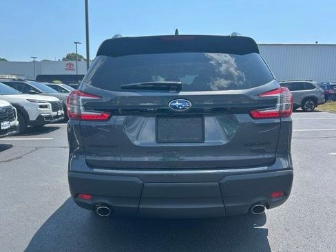Used 2023 Subaru Ascent Onyx Edition AWD/4WD image 5