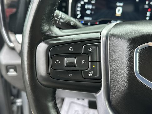 Used 2024 GMC Sierra 1500 SLT image 18